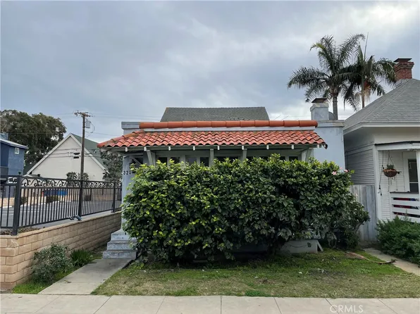 320 11th St, Huntington Beach, CA 92648