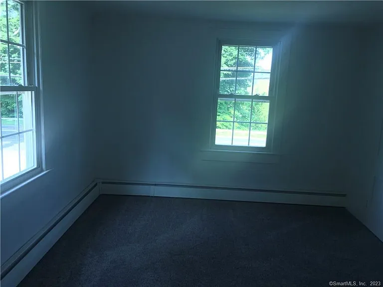 128 East St — Photo 24