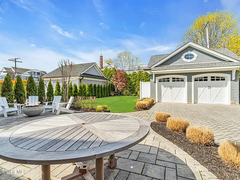 316 Jersey Ave — Photo 30