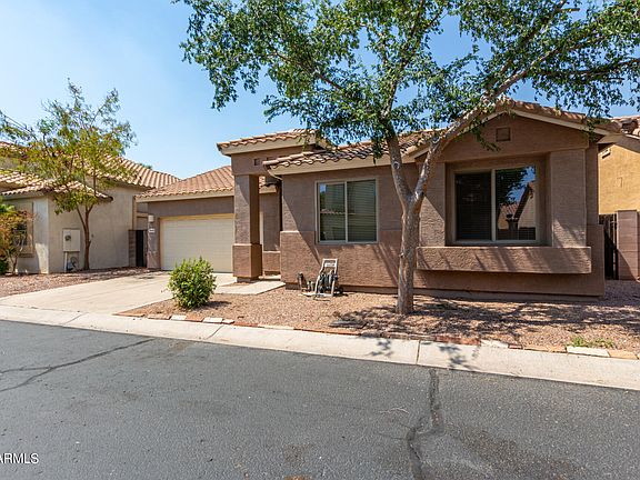 3rd image of 8948 E CAPRI Avenue