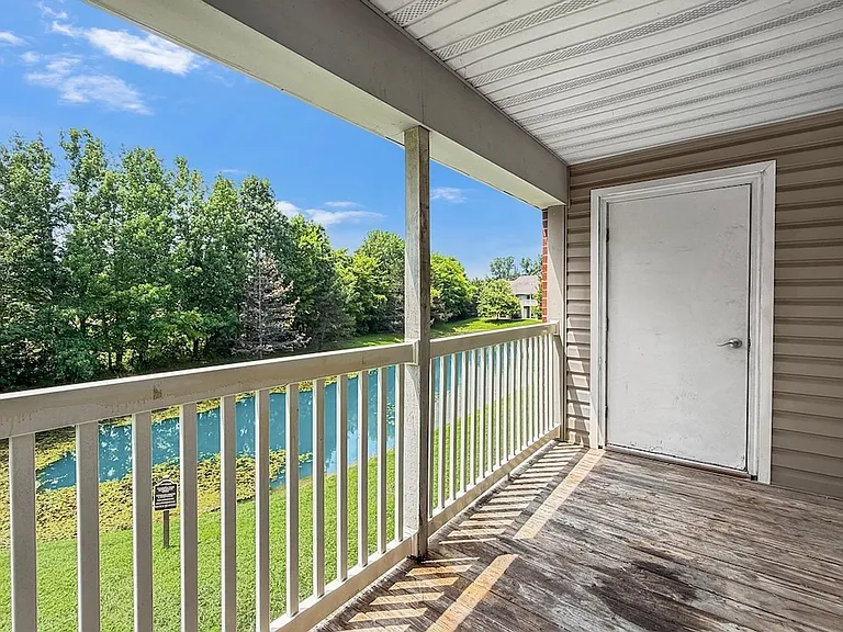 705 Beachfront Dr — Photo 35