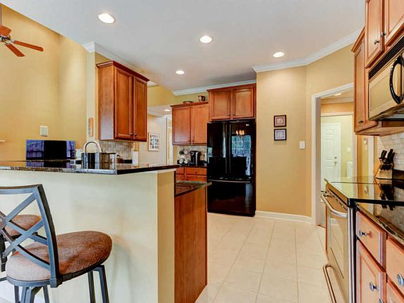 5th image of 3310 Cliffbranch Ln