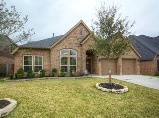 4115 N Creekmont Dr, Fresno, TX 77545