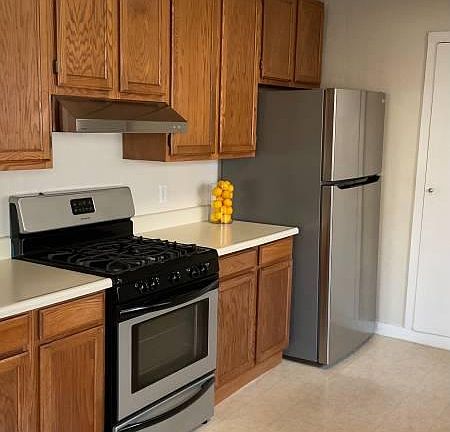 4th image of 1007 Paloma Ave