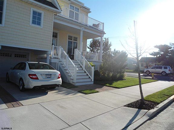 2nd image of 1-3 W 12th St #1