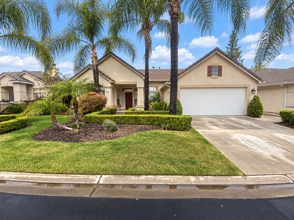 4630 W Rio Bravo Dr, Fresno, CA 93722