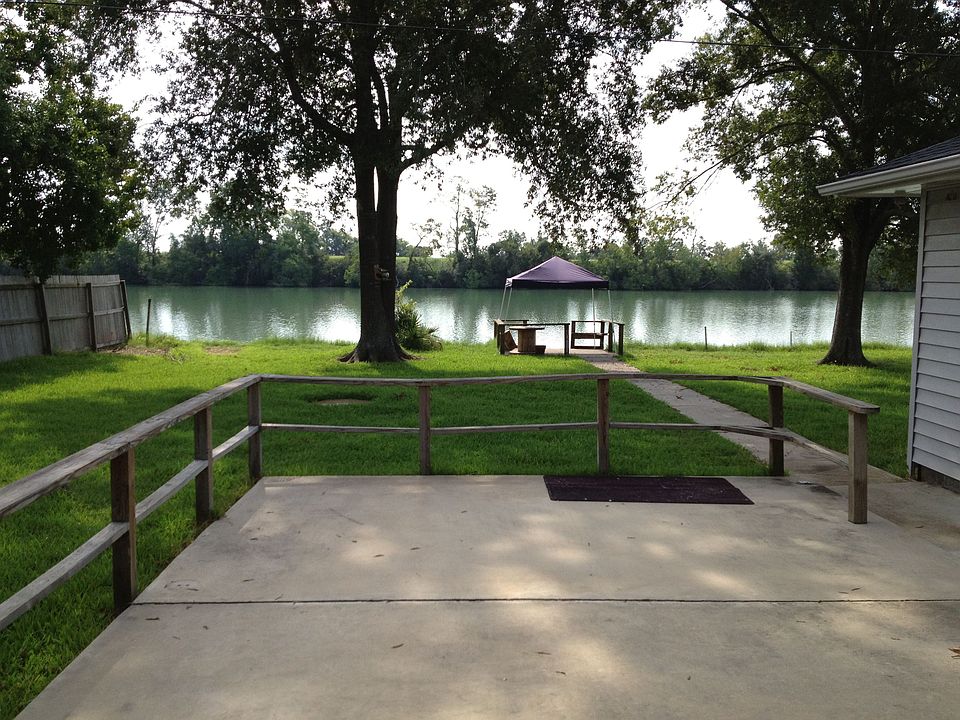 1st image of 5580 Scenic Dr