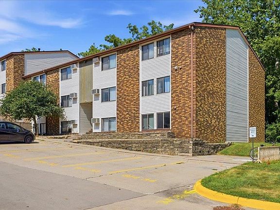 4th image of 812 Benton Dr APT 14