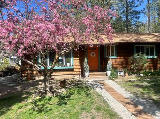 26640 Lake Ln, Idyllwild, CA 92549