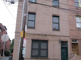 210 Bainbridge St #1, Philadelphia, PA 19147