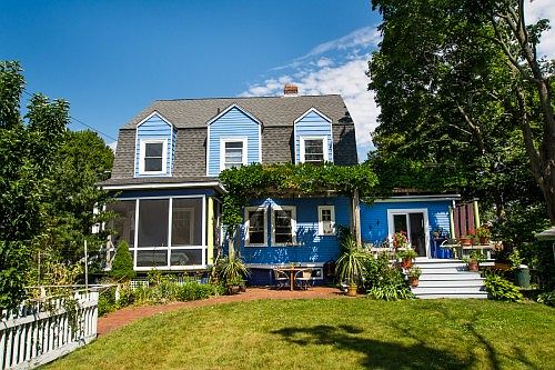 1st image of 46 Tucker Ave