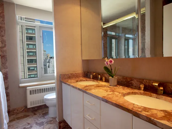 188 East 64th Street image 9 of 14