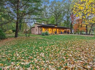 3918 Brookside Dr, Michiana Shores, IN 46360