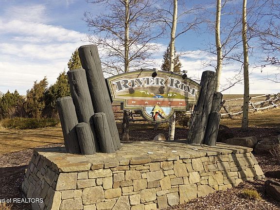 2nd image of 9035 River Rim Ranch Rd