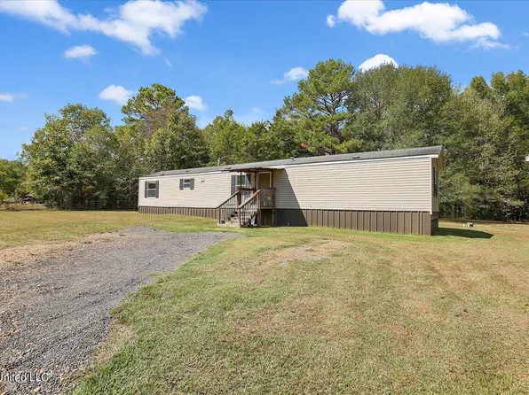 366 Foster Rd, Florence, MS 39073