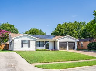 13615 Littlecrest Dr, Farmers Branch, TX 75234