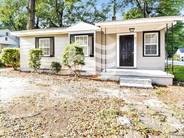 613 Chesnut St, Camden, SC 29020