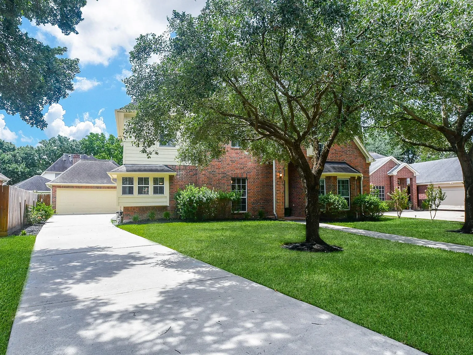 3 bed, 2.5 bath, 2657 sqft, $3,000 — Photo 2