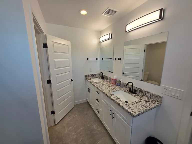 2061 W Daniel Rd #2 — Photo 20