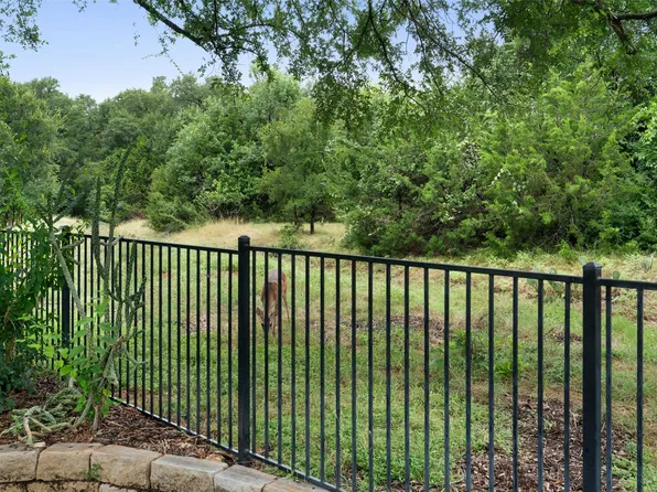 105 Goose Island Dr, Georgetown, TX 78633