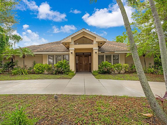 2nd image of 2311 Embassy Drive