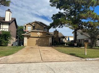 17122 Spruce Run Dr, Spring, TX 77379