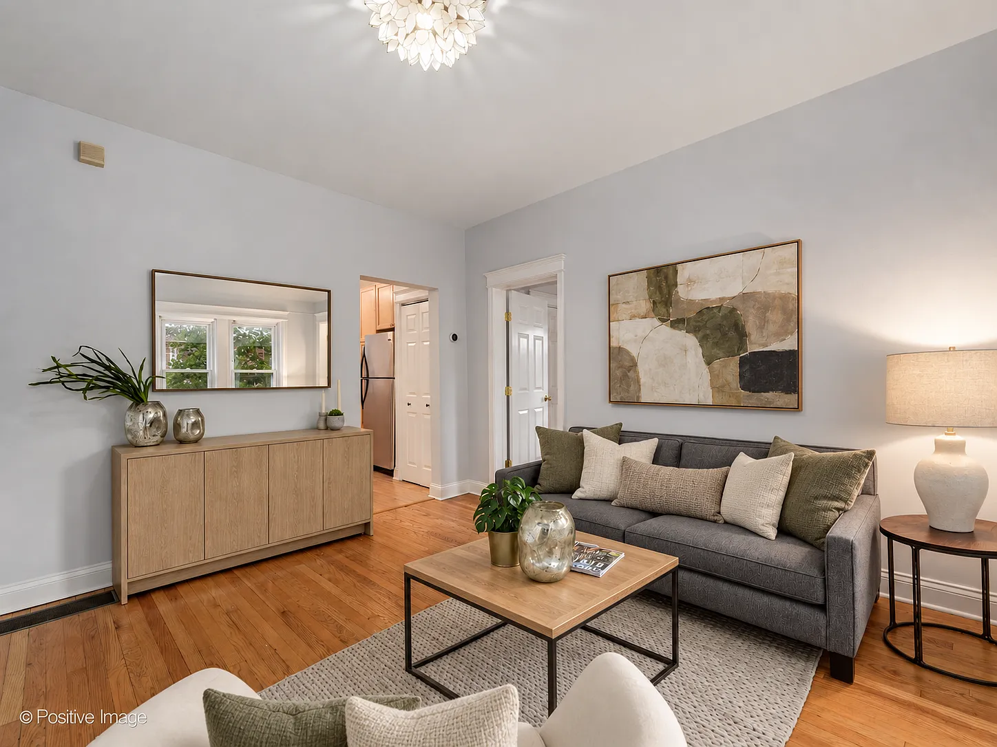 2 bed, 800 sqft, $2,800 — Photo 2