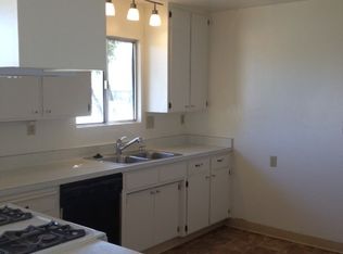 506 30th St APT B, Paso Robles, CA 93446