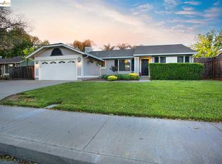 283 Pecan Pl, Brentwood, CA