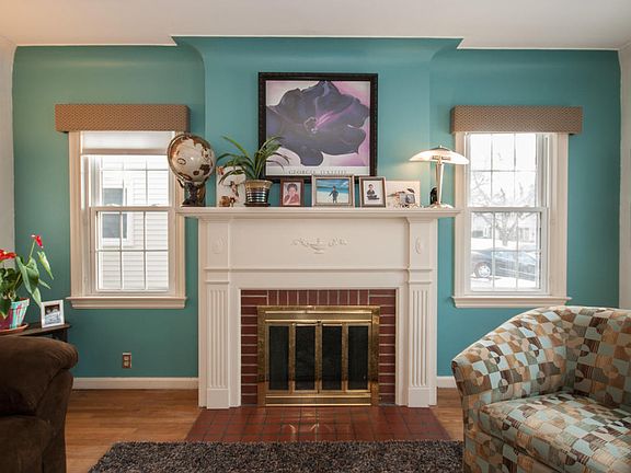 4th image of 2044 Houseman Ave NE