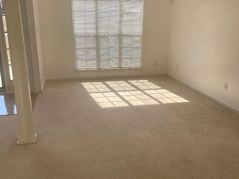 600 Surrey Ln — Photo 31