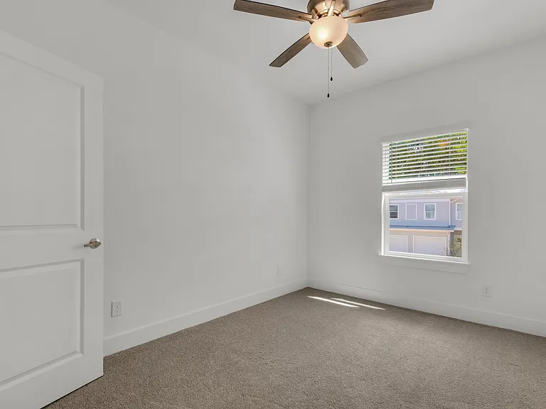 178 Date Palm Ln — Photo 23