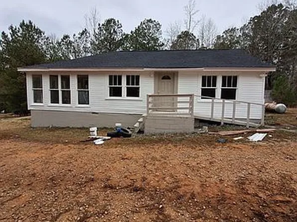 290 Jarrell Hogg Rd, West Point, GA 31833