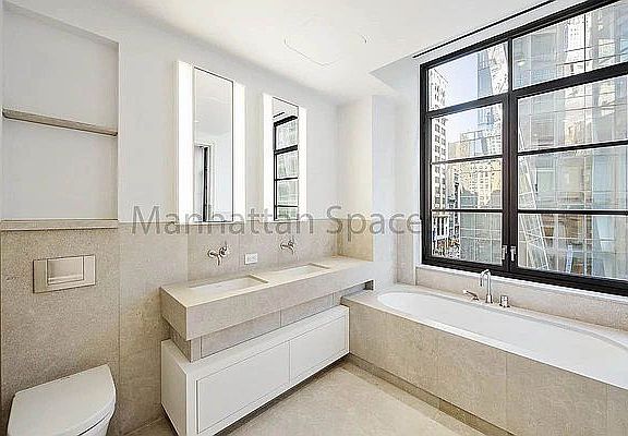 5th image of 404 Park Ave S APT 4C