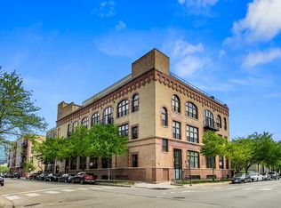 1050 W Hubbard St APT 2F, Chicago, IL 60642