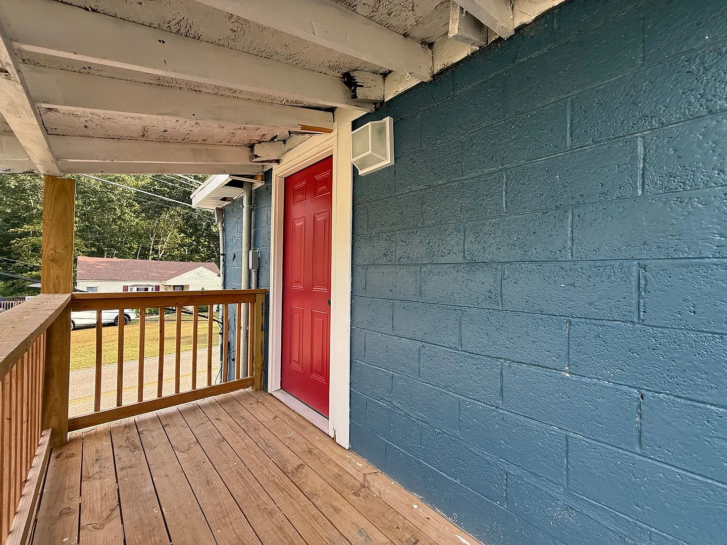 Reservoir Rd Apartments — Photo 2