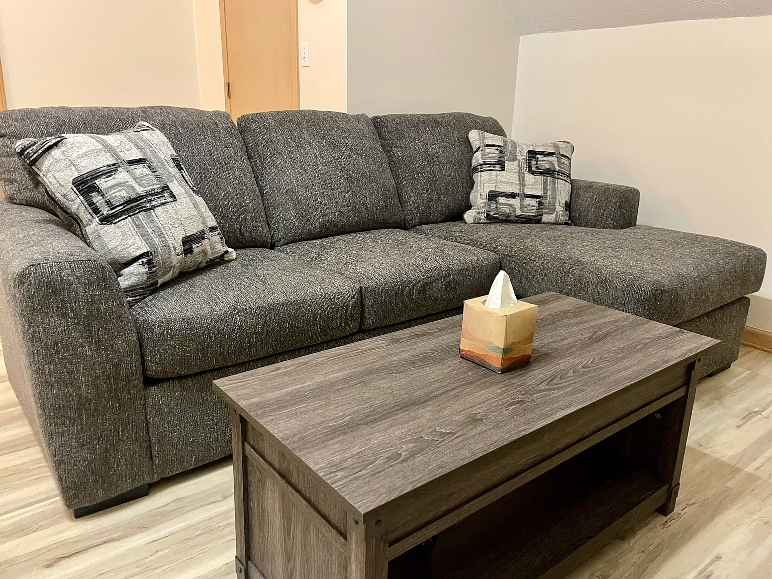 1 bed, $2,000 — Photo 4