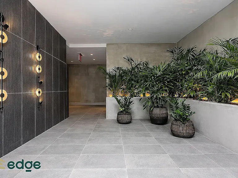 169 Graham Ave #401 — Photo 10