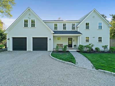 54 Chapel St, Duxbury, MA, 02332