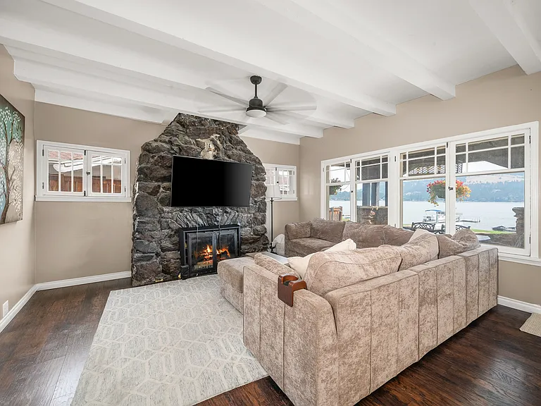 1207 S Liberty Dr — Photo 29