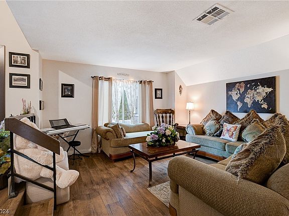 4th image of 5051 Grandview Dr