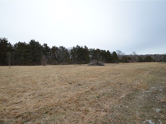 4th image of 10051 N Campbell Rd #2