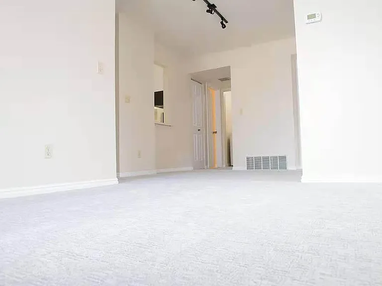 227 N H St #101 — Photo 3
