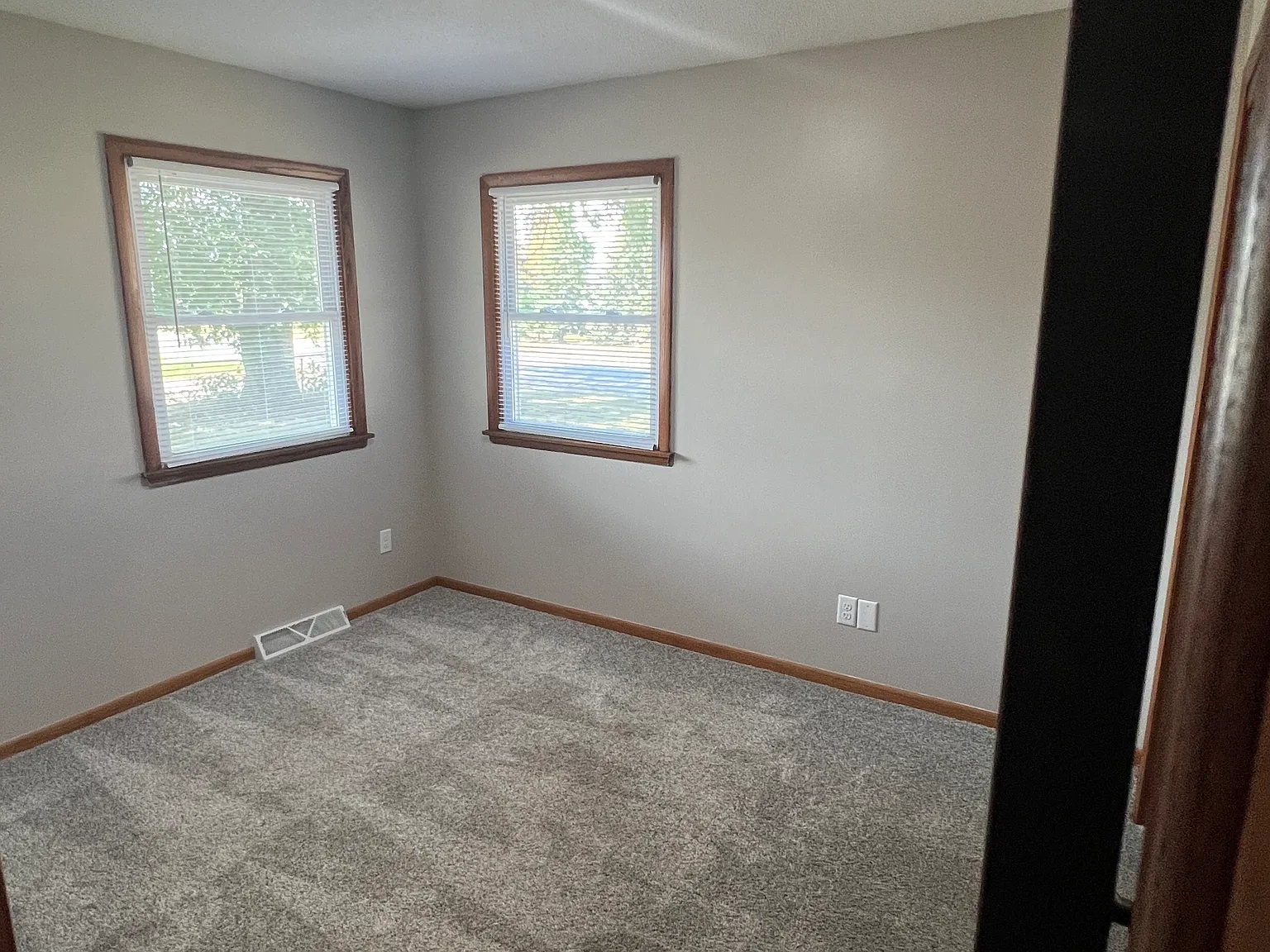 2 bed, 1680 sqft, $1,800 — Photo 4