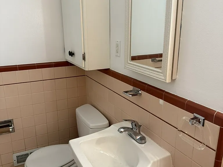 2743 Sutter St — Photo 21
