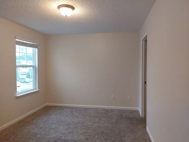 143 Nelson Ln #1 — Photo 3