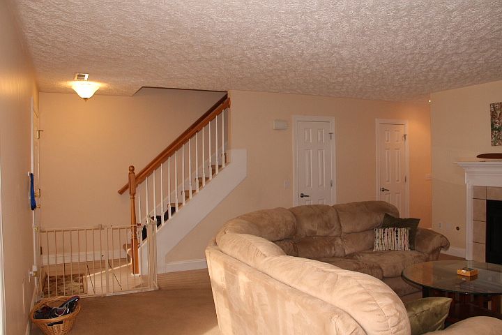 1st image of 695 Oak Tree Blvd