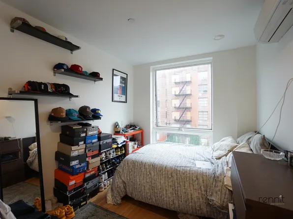 676 New York Avenue image 26 of 27