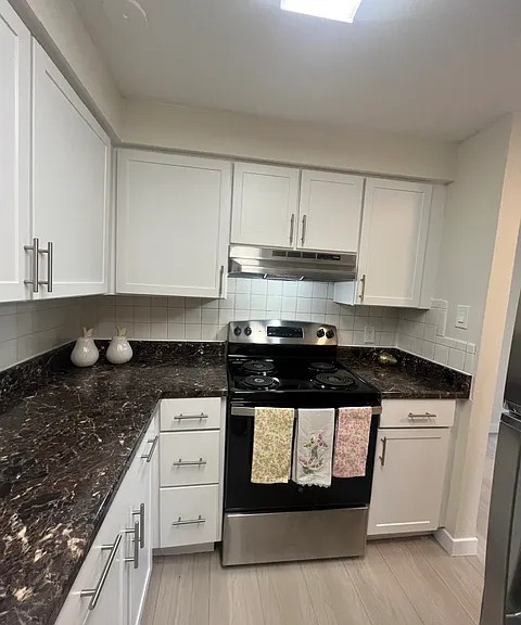 Orchard Glen Apartments — Photo 72