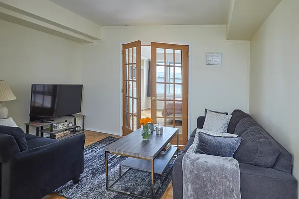 Rented by Brown Harris Stevens | media 1